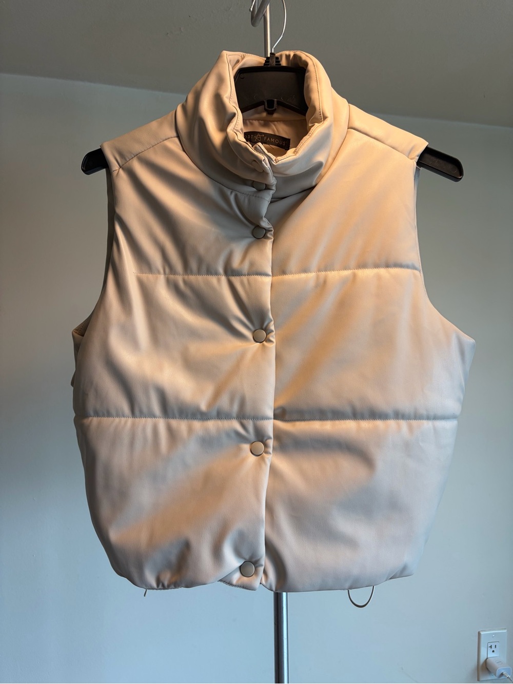 Almost Famous Faux Leather Cropped Puffer Vest - Bone/Ivory, Size Large